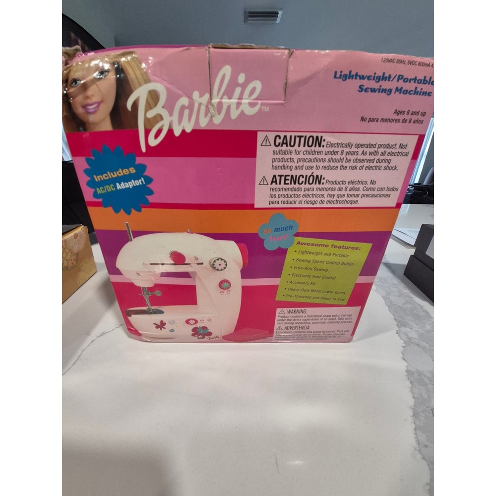 Barbie Lightweight Portable Sewing Machine Pink‎ White Electronic Toy SA48-93A